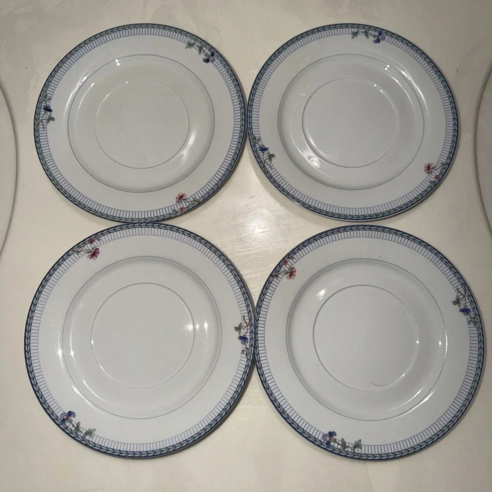 Oneida Fine Porcelain Blue Lattice 6